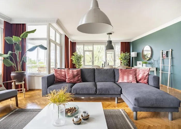 شقة Spacious Flat Near Caddebostan Coast