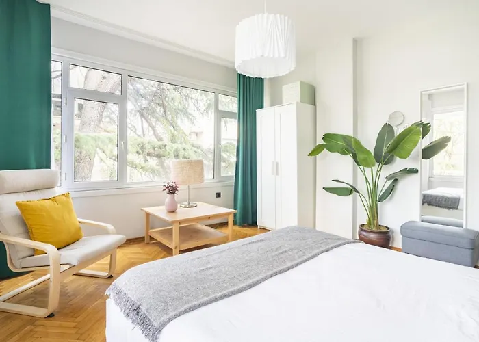 شقة Spacious Flat Near Caddebostan Coast *