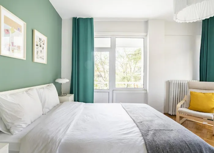 Spacious Flat Near Caddebostan Coast * اسطنبول